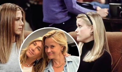 Jennifer Aniston, 55, and Reese Witherspoon, 48, show off their ageless beauty in wrinkle-free pics. They don't look a day over 30!